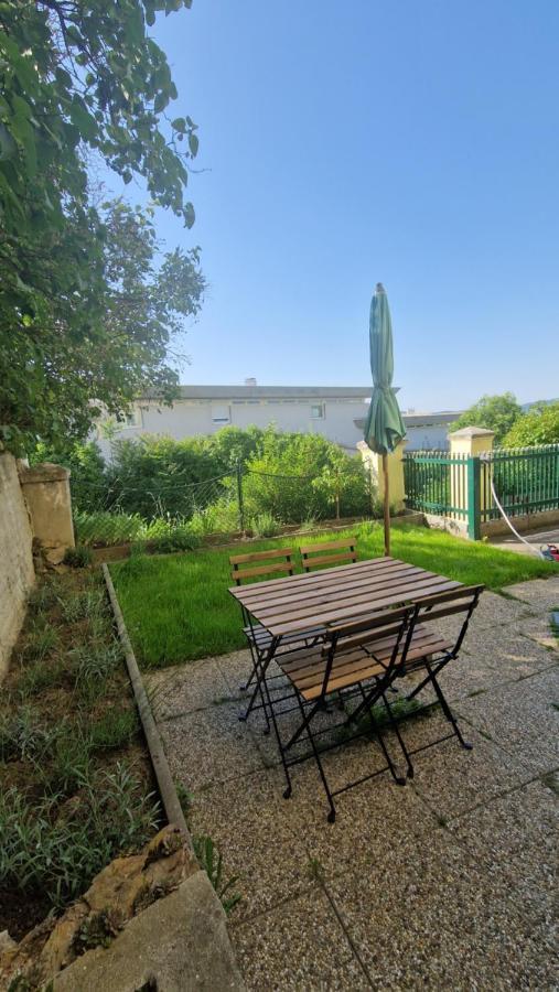 Beethoven29 / Studio Mit Garten Direkt In Krems Eksteriør billede